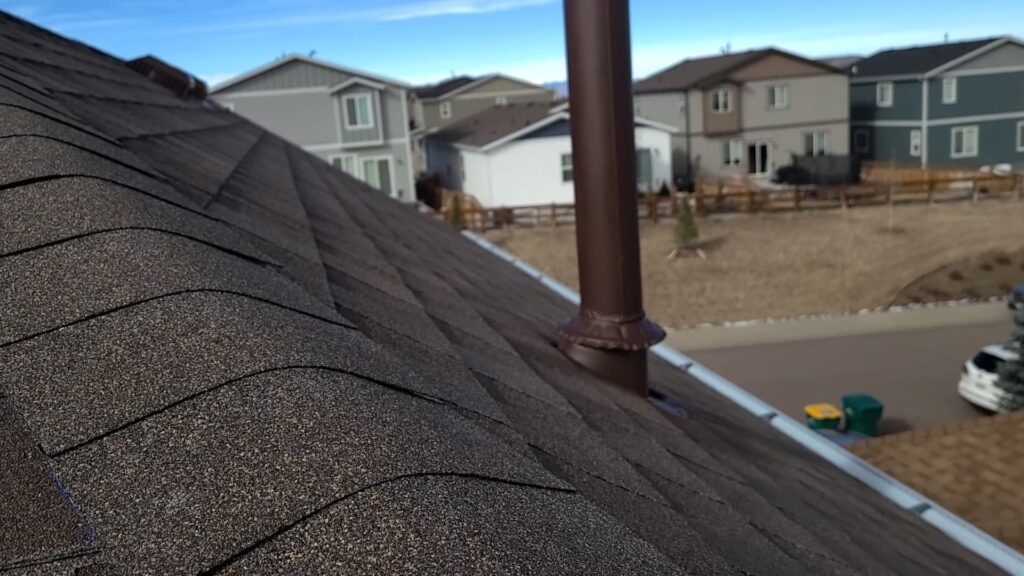 a roof with asphalt shingles on it