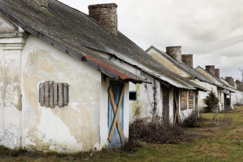 How Old Is An Uninsurable Roof?